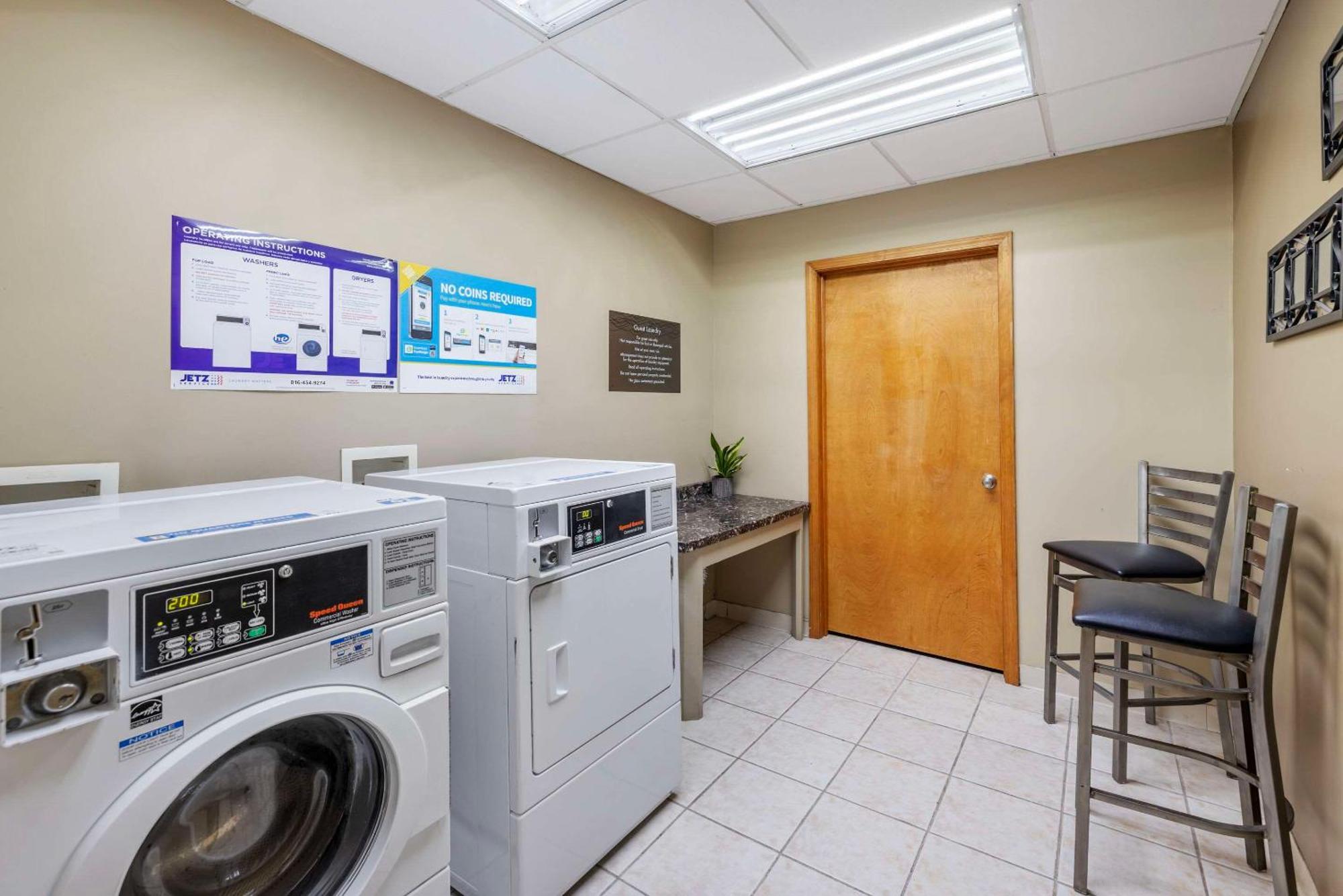Comfort Inn Grain Valley Luaran gambar